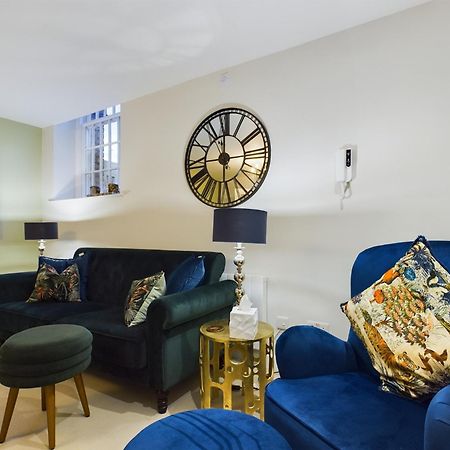 Modern Duplex Central Free Parking Wi-Fi Apartment Cheltenham Exterior foto