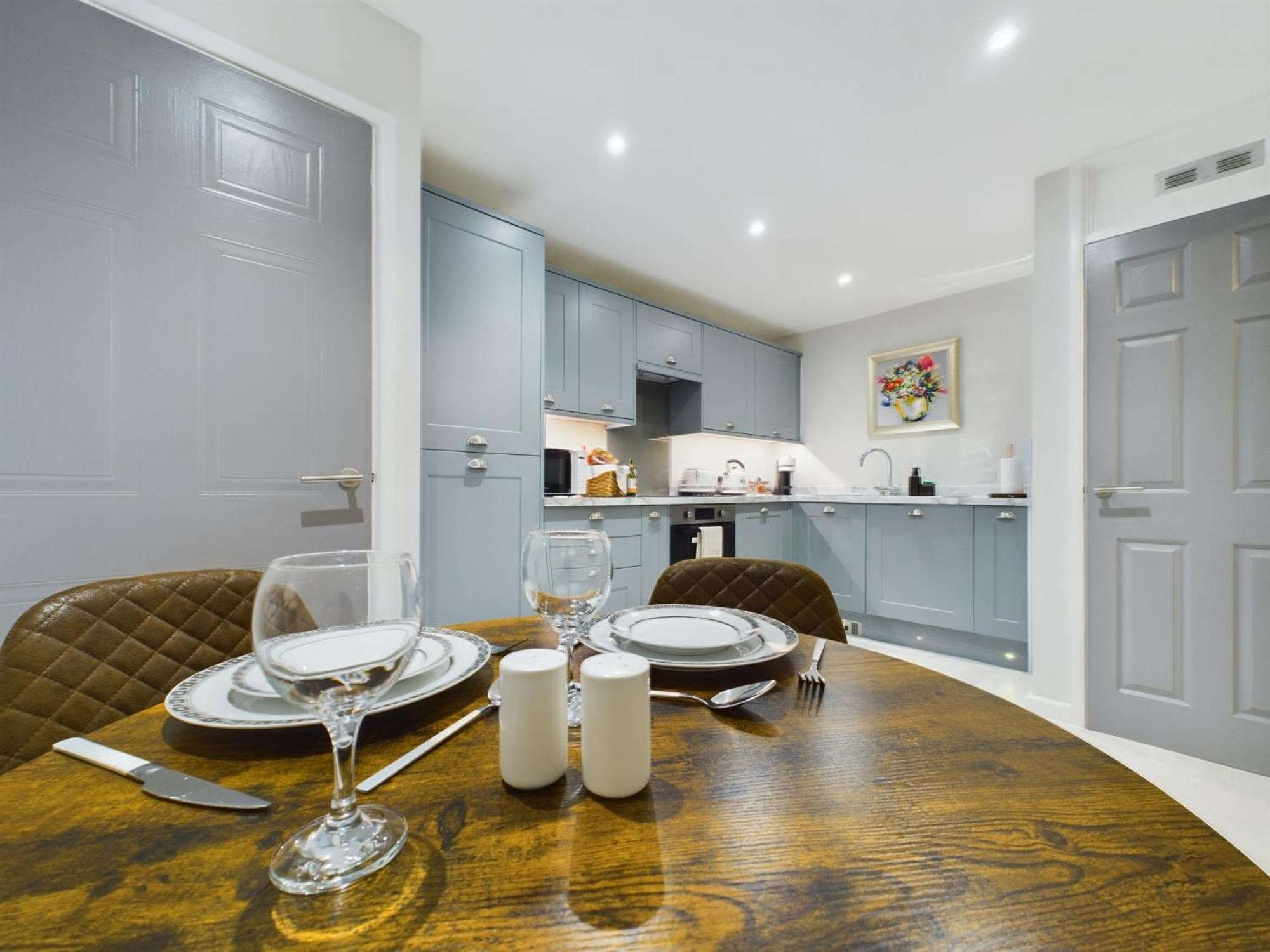 Modern Duplex Central Free Parking Wi-Fi Apartment Cheltenham Exterior foto