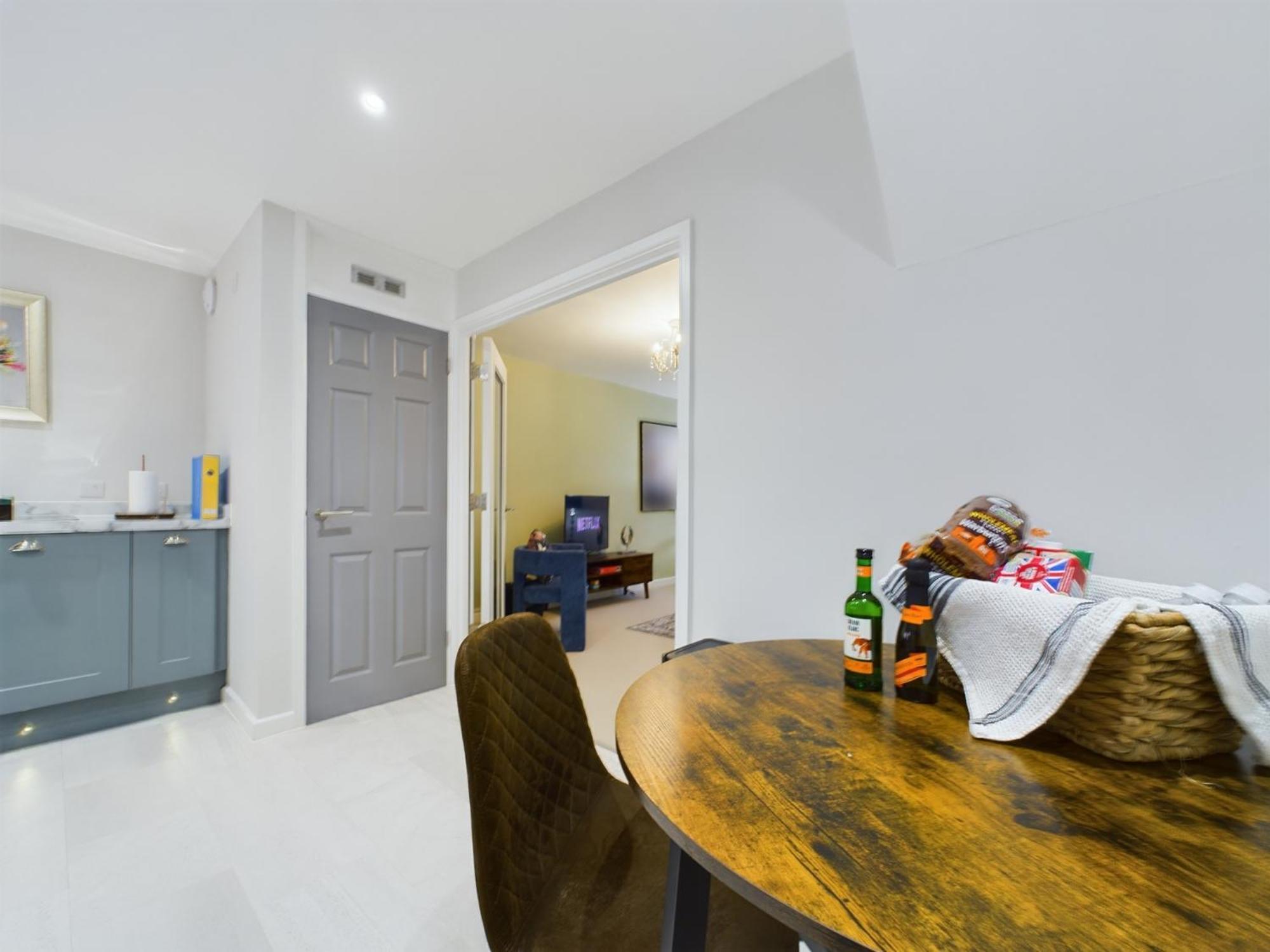 Modern Duplex Central Free Parking Wi-Fi Apartment Cheltenham Exterior foto