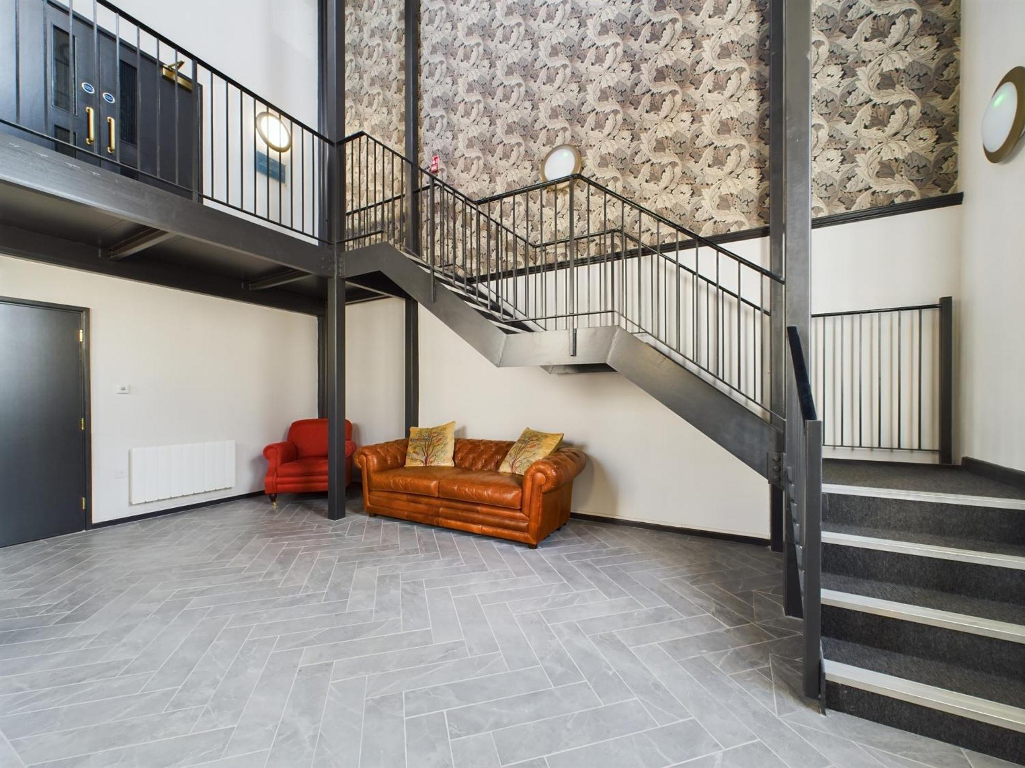 Modern Duplex Central Free Parking Wi-Fi Apartment Cheltenham Exterior foto
